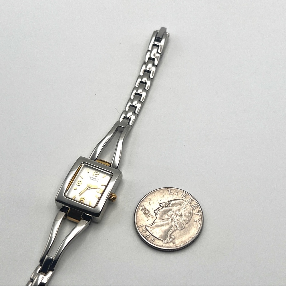 Caravelle by Bulova Womens Watch Two-Tone 6.75" New Battery - Picture 10 of 13